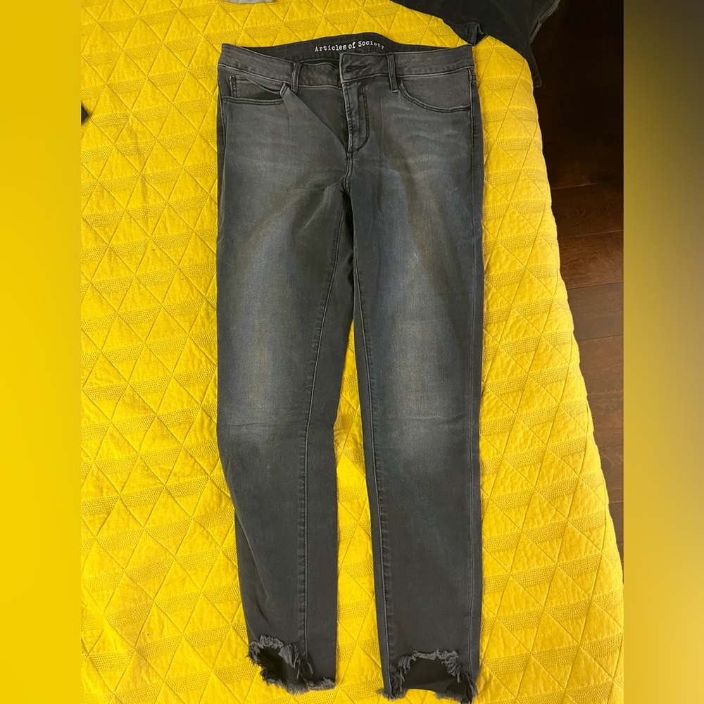 Ankle length black skinny denim. Articles of society size 30